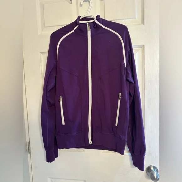 Lululemon Women’s Purple Zip-Up Jacket Size M Ptp 18 - Picture 6 of 8